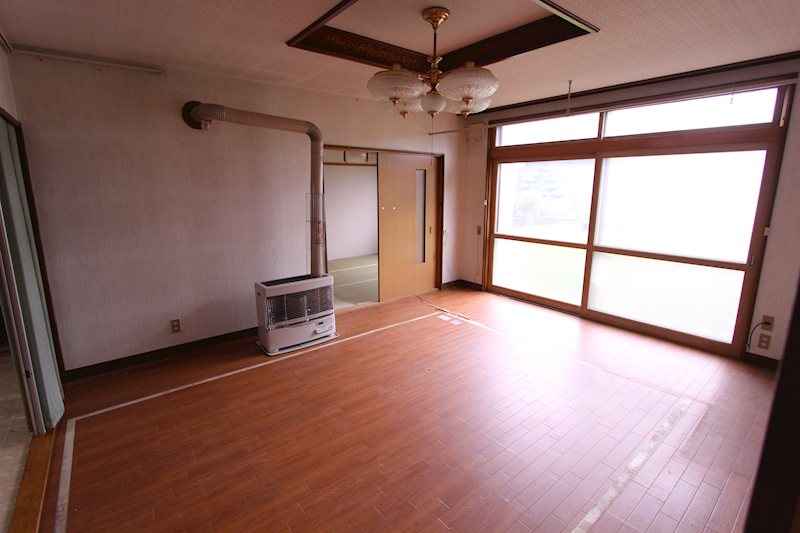 北光３２１番　戸建て 内観写真（リビング）