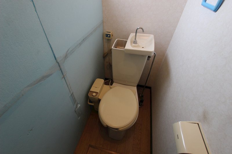 北光３２１番　戸建て 内観写真（トイレ）