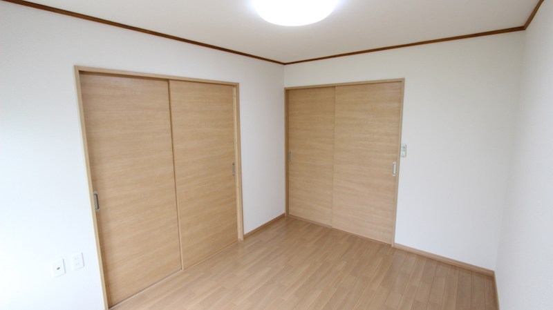 寿町２丁目５番　共同住宅 その他