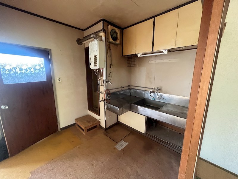 寿町２丁目５番　共同住宅 その他