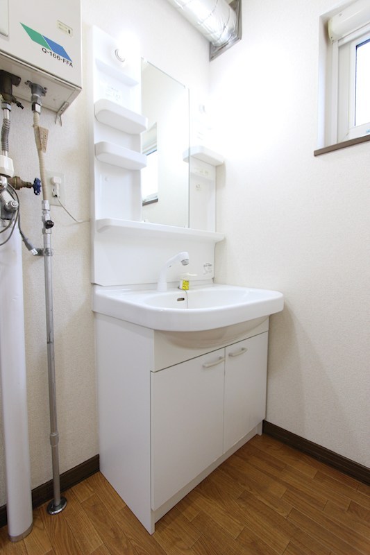 東相内町９番、東相内町１７２番共同住宅 内観写真（洗面台・洗面所）