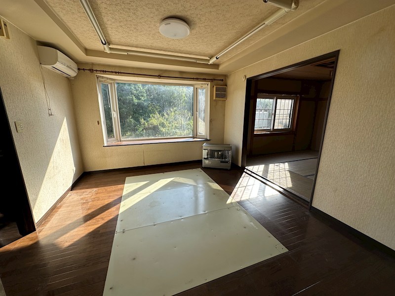 美幌町字東４条南３丁目１７番　戸建て 内観写真（リビング）