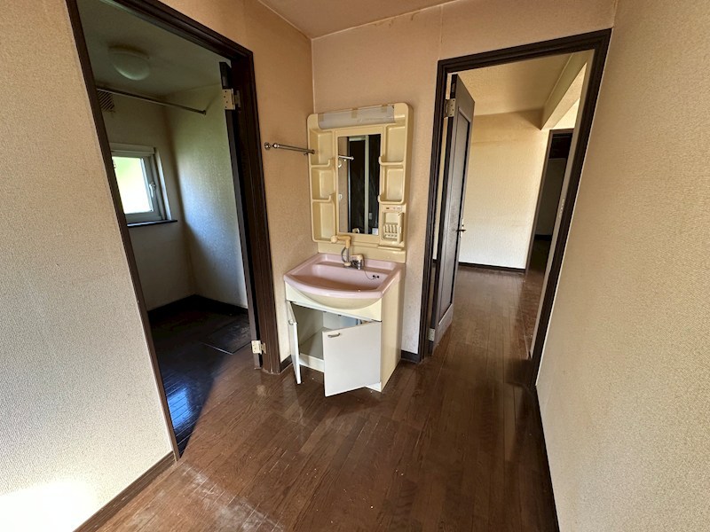 美幌町字東４条南３丁目１７番　戸建て 内観写真（洗面台・洗面所）