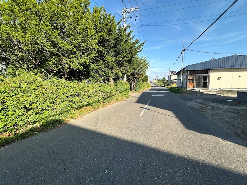 美幌町字東４条南３丁目１７番　戸建て 現地写真（前面道路含む現地写真）