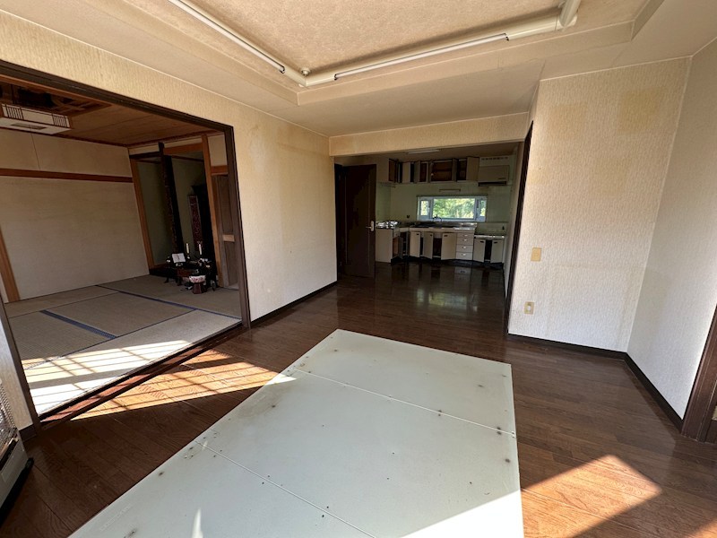 美幌町字東４条南３丁目１７番　戸建て 内観写真（リビング）