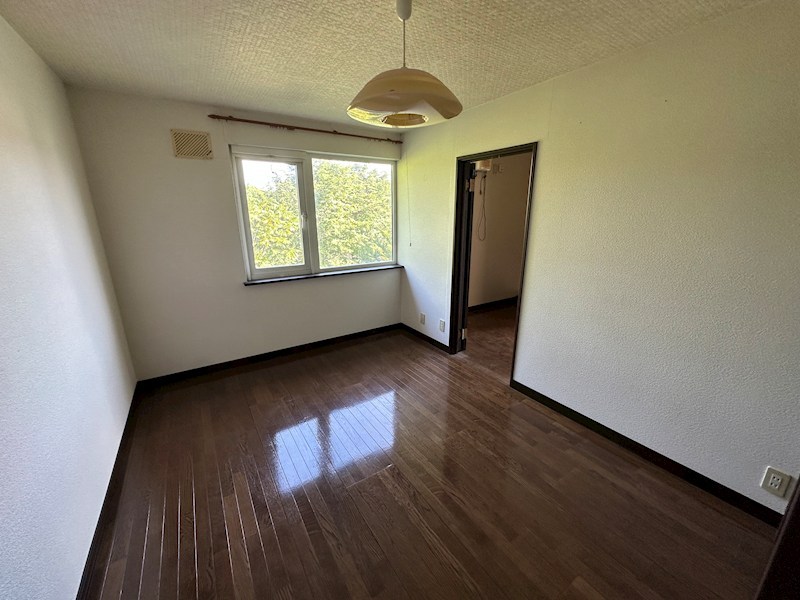 美幌町字東４条南３丁目１７番　戸建て 内観写真（リビング以外の居室）