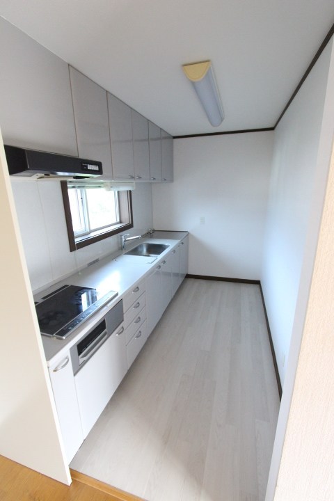 清見町７１番　戸建て 内観写真（キッチン）