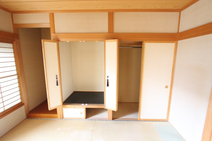 清見町７１番　戸建て 内観写真（収納）