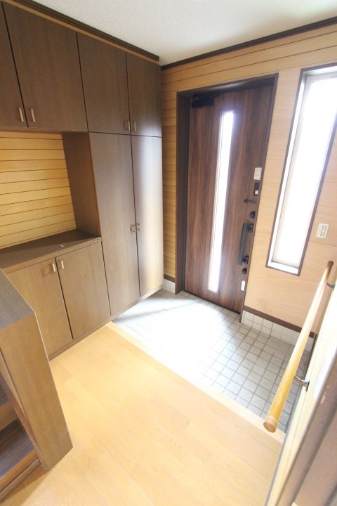 清見町７１番　戸建て 現地写真（玄関）