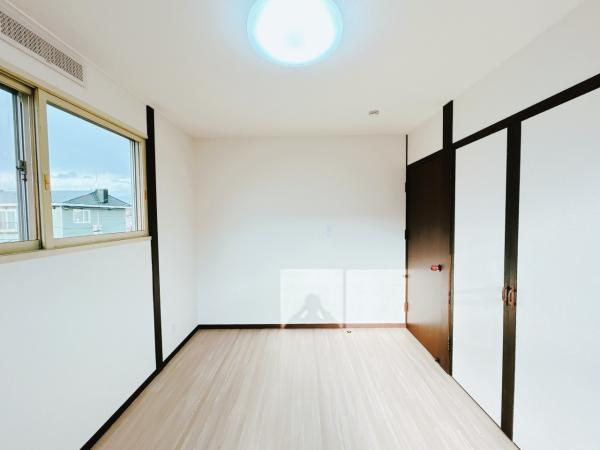 田端町１２３番　戸建て 内観写真（リビング以外の居室）