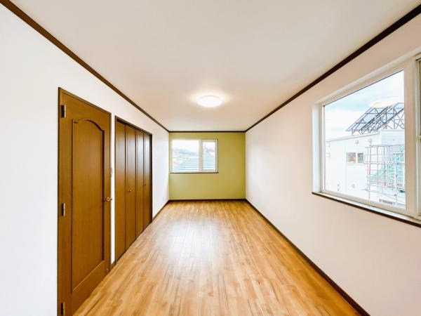 中ノ島町３丁目５番　戸建て 内観写真（リビング以外の居室）
