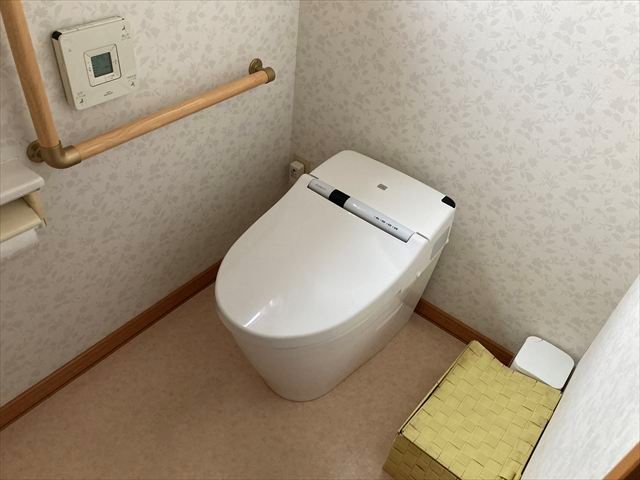 朝日町４８番　戸建て 内観写真（トイレ）