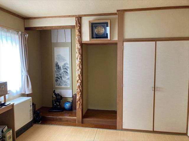 朝日町４８番　戸建て 内観写真（リビング以外の居室）