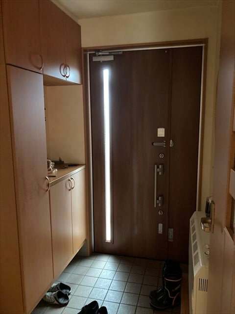 朝日町４８番　戸建て 現地写真（玄関）