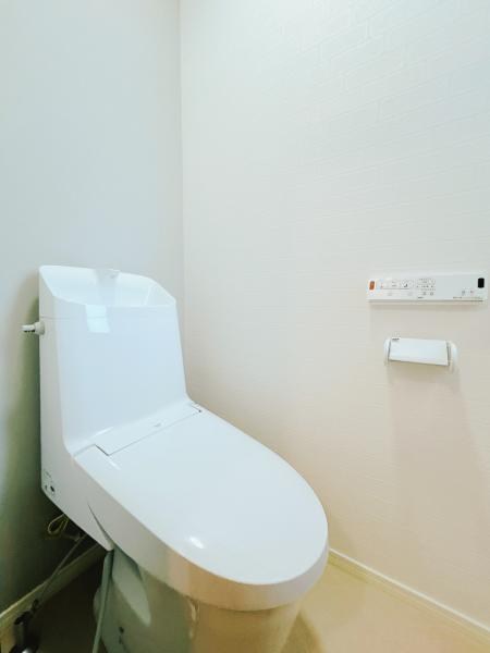 桜町５丁目１０番　戸建て 内観写真（トイレ）