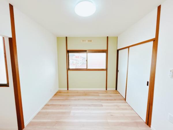 桜町５丁目１０番　戸建て 内観写真（リビング以外の居室）