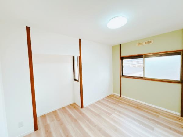 桜町５丁目１０番　戸建て 内観写真（リビング以外の居室）