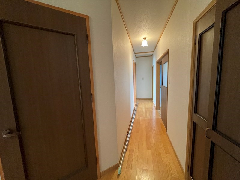 高栄西町３丁目１８３番　戸建て 内観写真（内装）