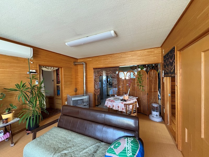 上ところ２９２番　戸建て 内観写真（リビング）