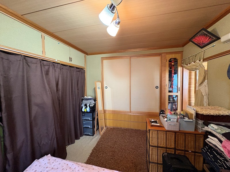 上ところ２９２番　戸建て 内観写真（リビング以外の居室）