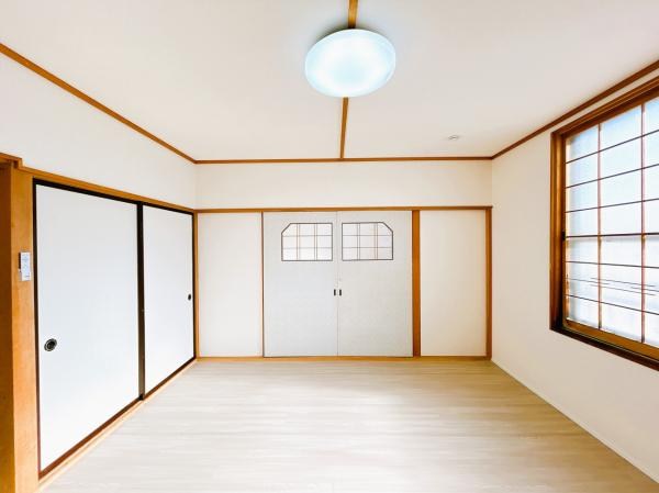 北進町２丁目４９番　戸建て 内観写真（リビング以外の居室）