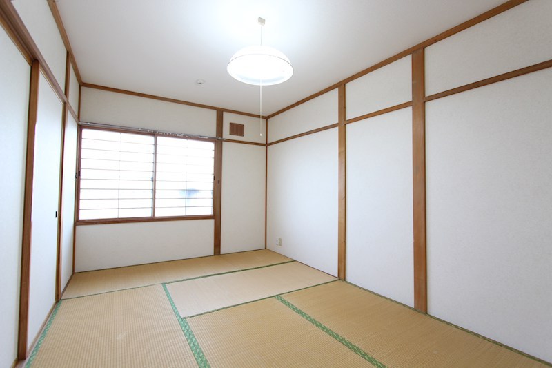 栄町４丁目７番　共同住宅 内観写真（リビング以外の居室）