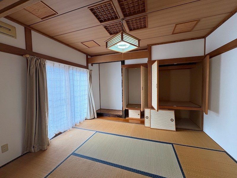 川東２１番　戸建て 内観写真（リビング以外の居室）