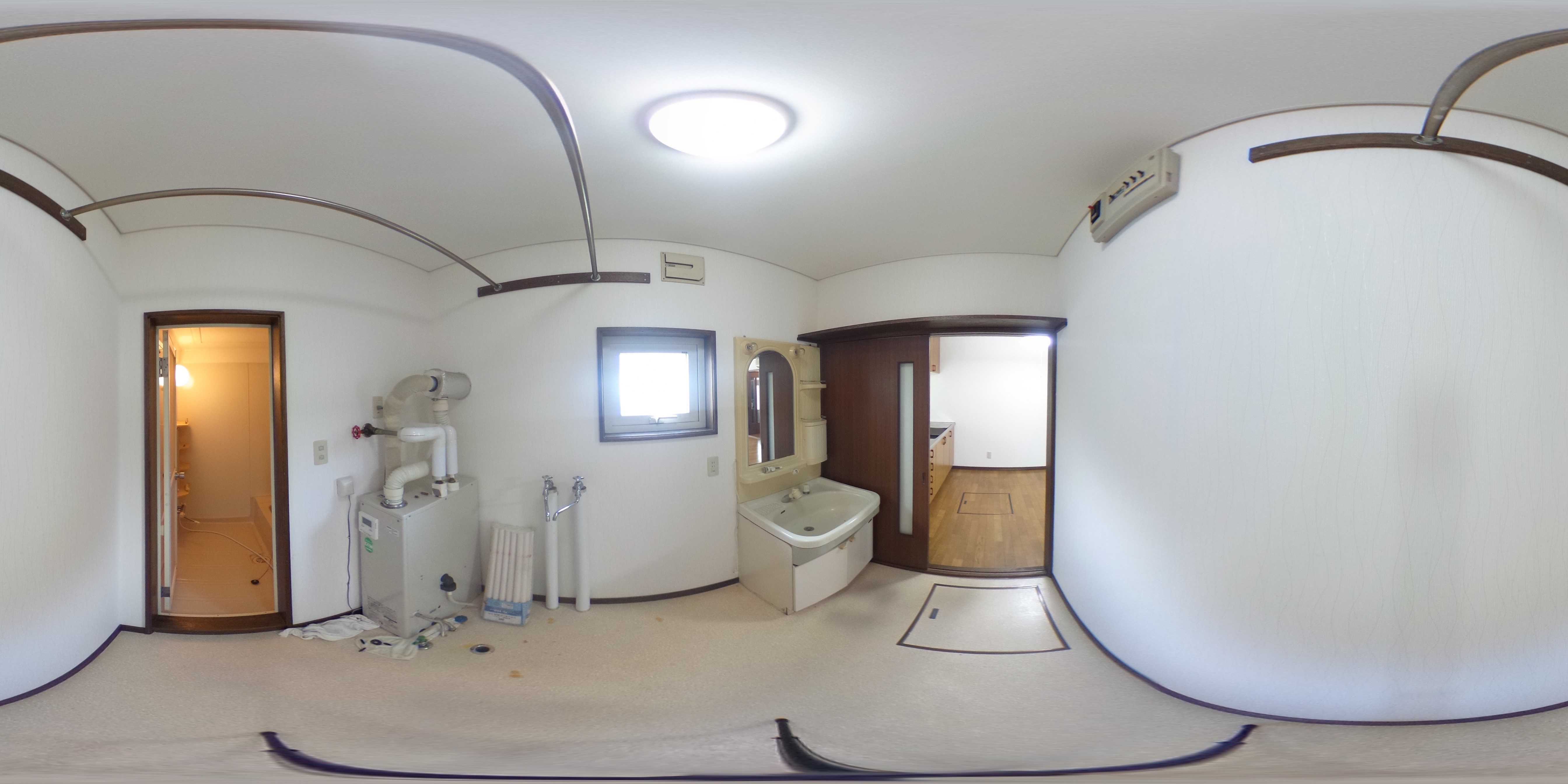 川東２１番　戸建て 内観写真（洗面台・洗面所）