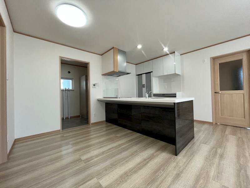 美山町南９丁目３６番　戸建て 内観写真（キッチン）