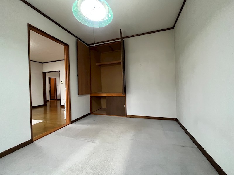 錦町１８０番　戸建て 内観写真（リビング以外の居室）