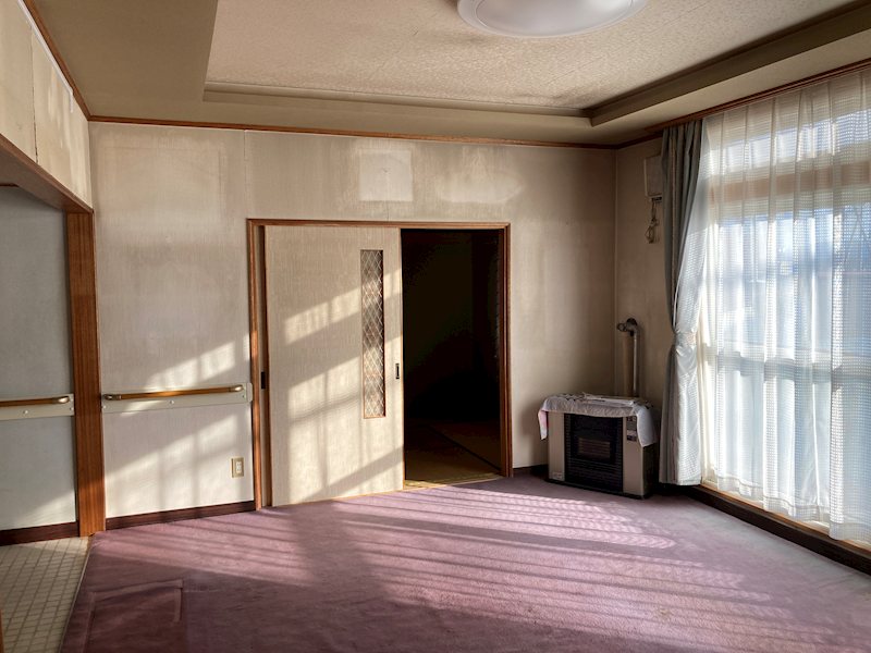 高栄東町１丁目１４７番　戸建て 内観写真（リビング）