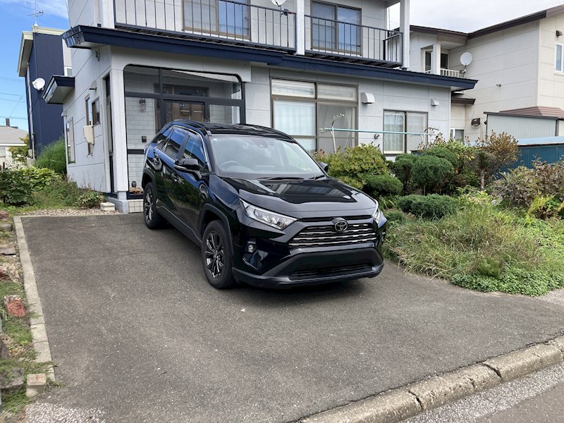 高栄東町１丁目１４７番　戸建て 現地写真（駐車場）