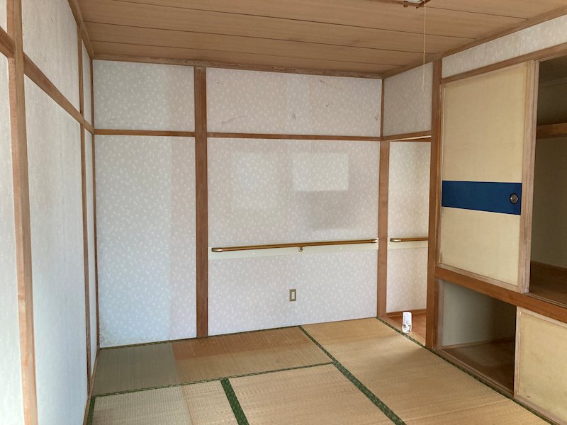高栄東町１丁目１４７番　戸建て 内観写真（リビング以外の居室）