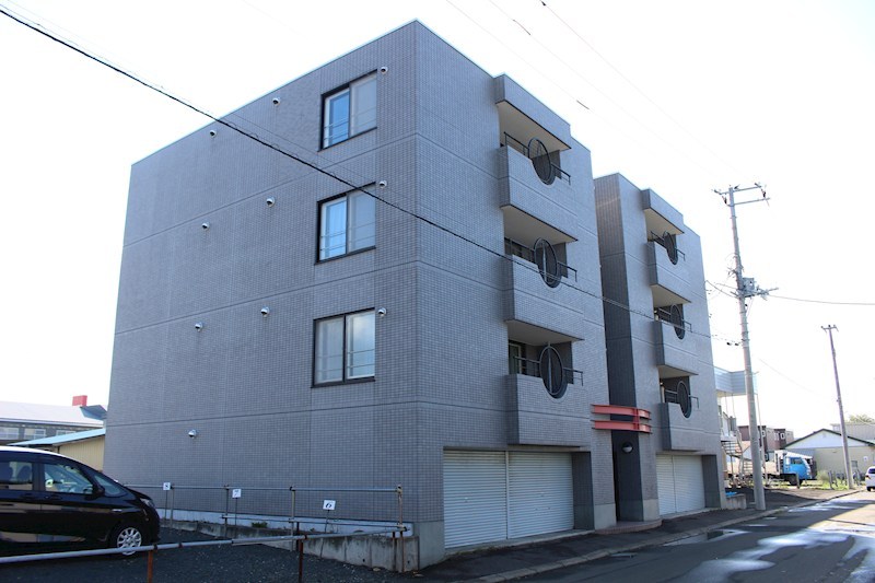 栄町1丁目6番 共同住宅 現地写真