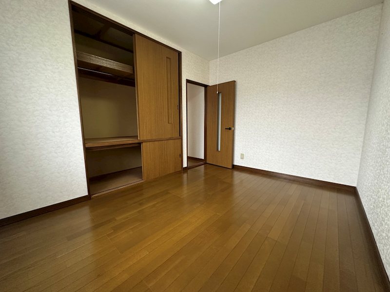 美幌町字稲美８８番　戸建て 内観写真（リビング以外の居室）