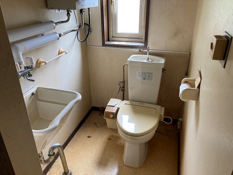 公園町１番　戸建て 内観写真（トイレ）