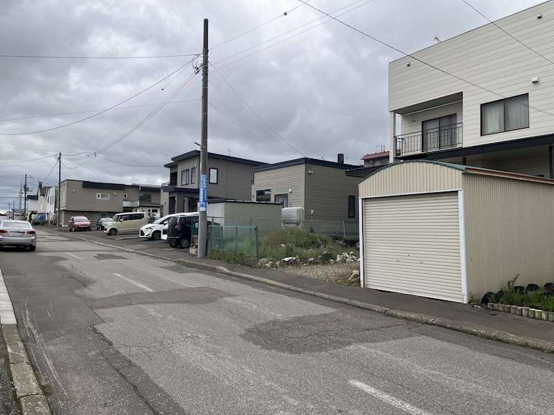 青葉町18番　戸建て 現地写真（前面道路含む現地写真）