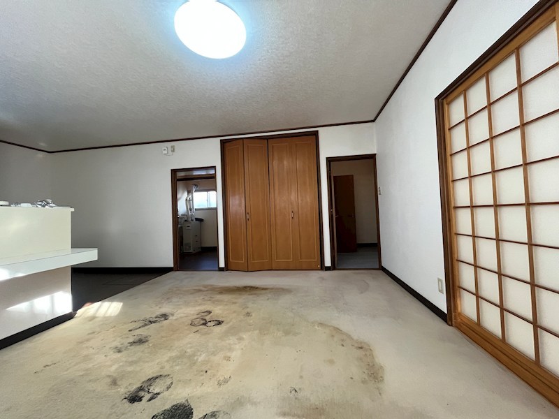 青葉町18番　戸建て 内観写真（リビング）