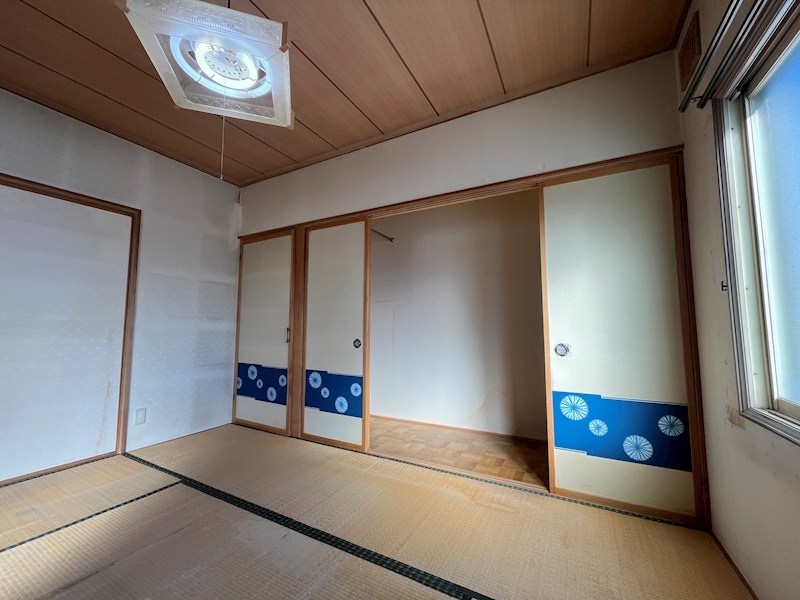 青葉町18番　戸建て 内観写真（収納）
