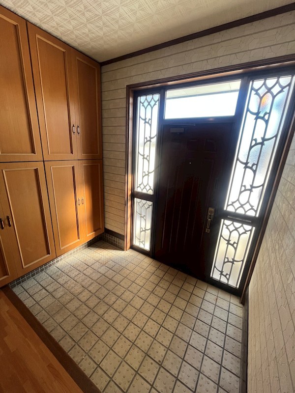 青葉町18番　戸建て 現地写真（玄関）
