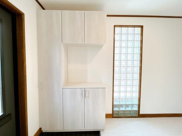 高栄西町７丁目９８番　戸建て 現地写真（玄関）