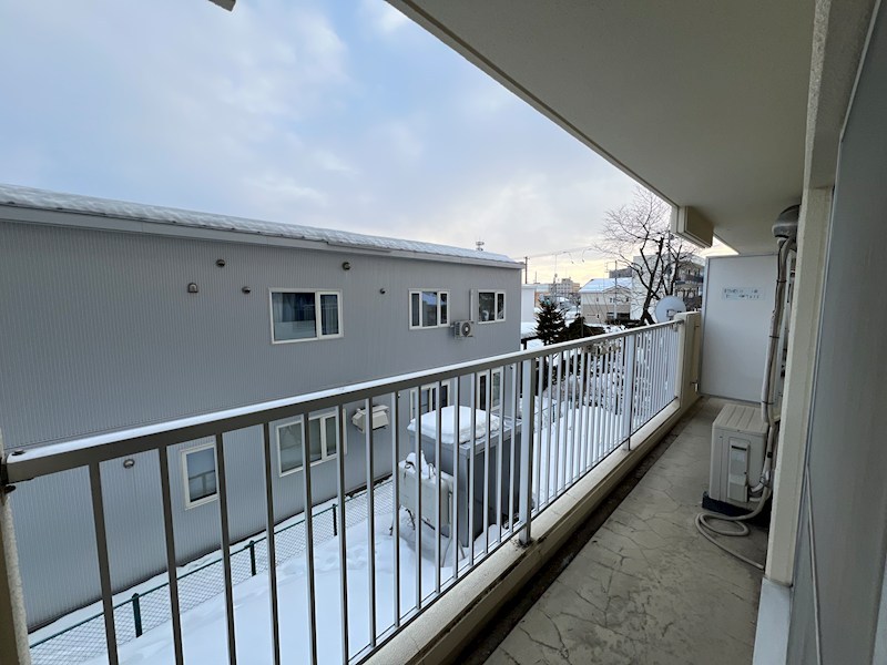 ロジェ学園通 現地写真（バルコニー）
