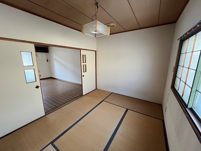 北進町３丁目５４番　共同住宅 内観写真（リビング以外の居室）