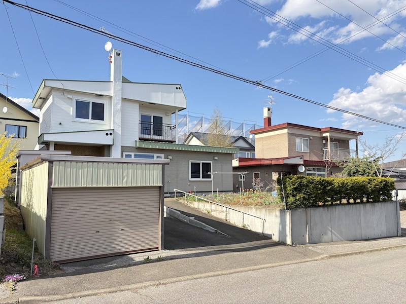 緑ヶ丘３丁目４２番　戸建て 現地写真
