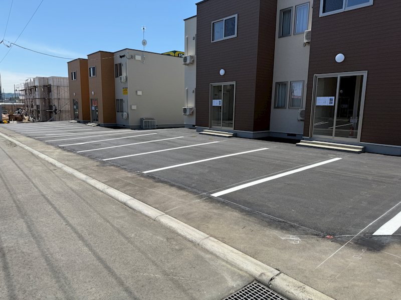 アンブル 現地写真（駐車場）