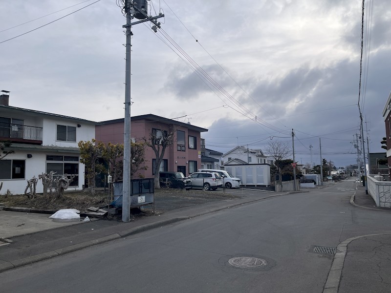 寿町５丁目５番　土地 現地写真（前面道路含む現地写真）