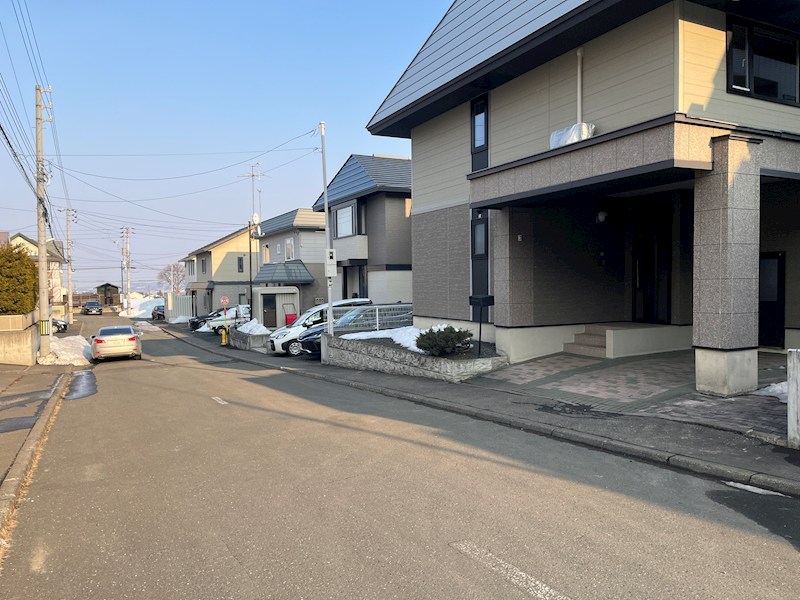 緑ヶ丘５丁目３５番　戸建て 現地写真（前面道路含む現地写真）