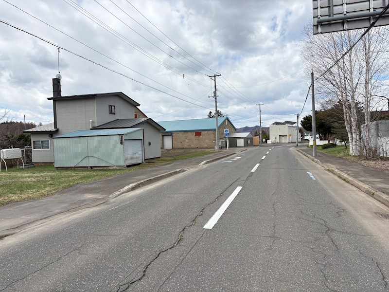端野町緋牛内29番　土地 現地写真（前面道路含む現地写真）