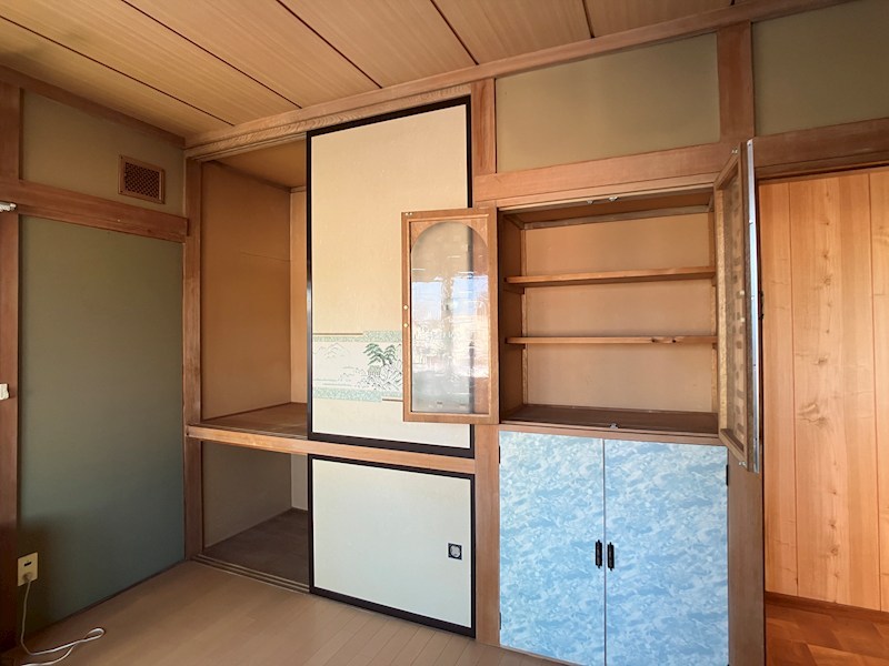 東三輪４丁目１６番　戸建て 内観写真（収納）