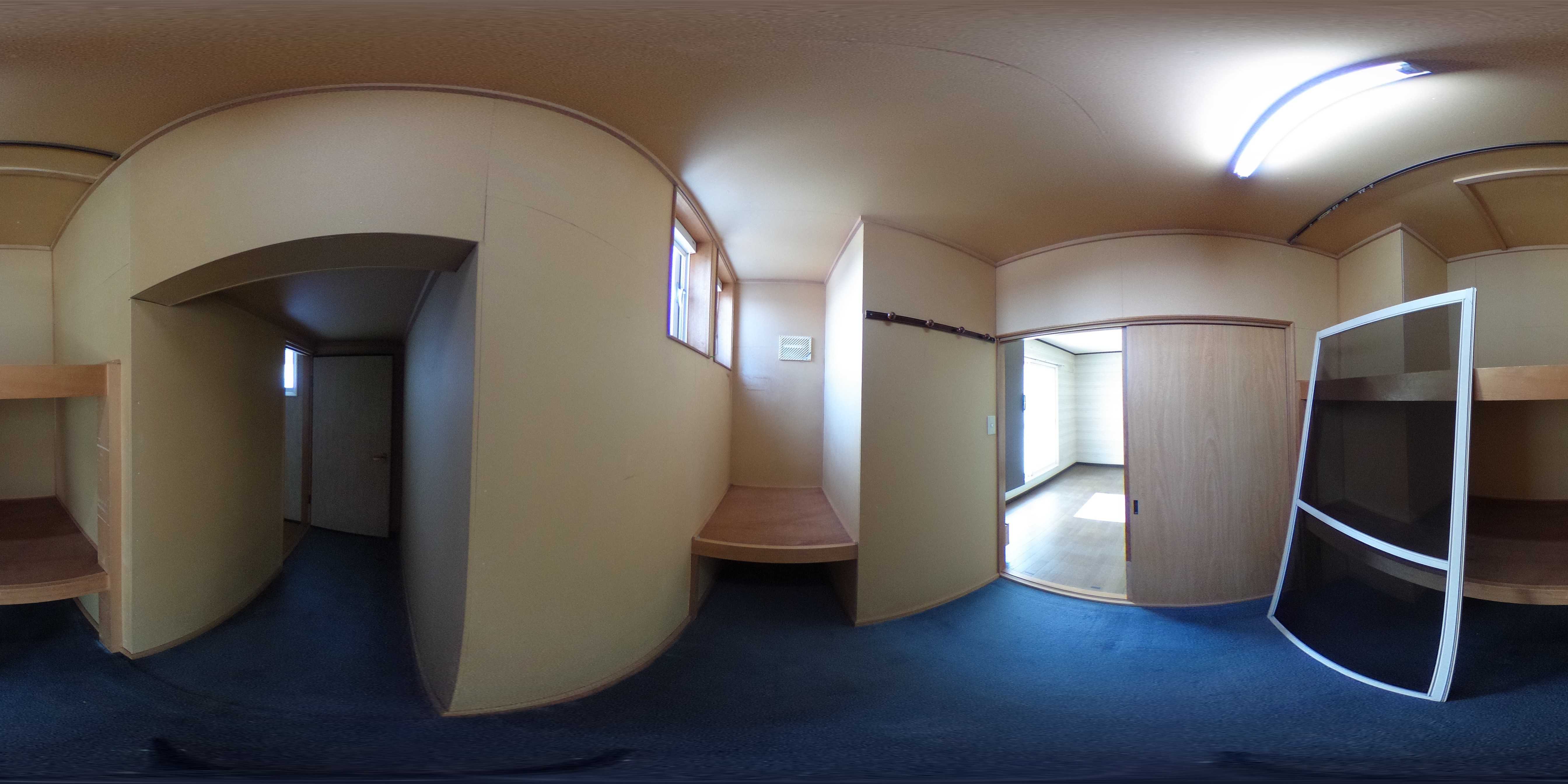高栄東町３丁目１７１番　戸建て 内観写真（リビング以外の居室）